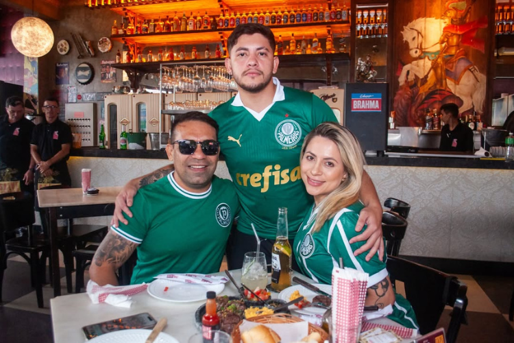 Mundial de Clubes leva torcedores aos bares e restaurantes do país