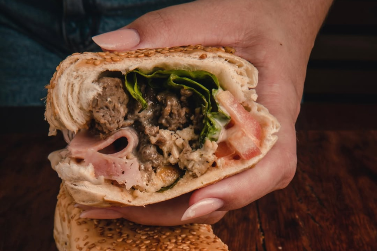 Venezuela e sua culinária conquistam paladares brasileiros em bares e restaurantes