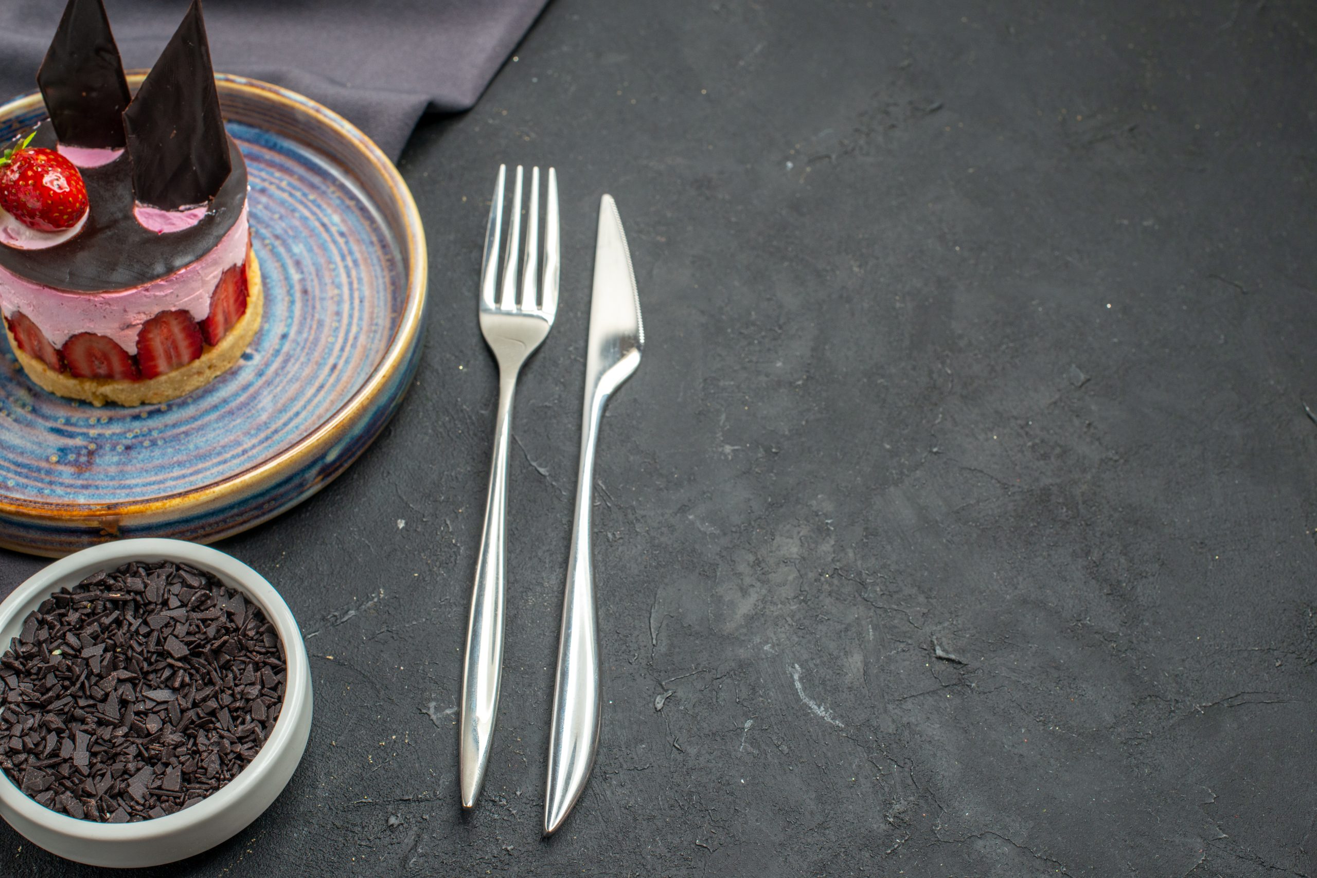 Restaurantes repensam uso de plástico para embalar talheres