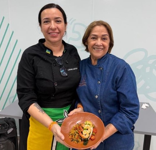 Lidiane Azevedo (filha) e Socorro Azevedo (mãe), gestoras do Divina Arte - Divulgação/Divina Arte