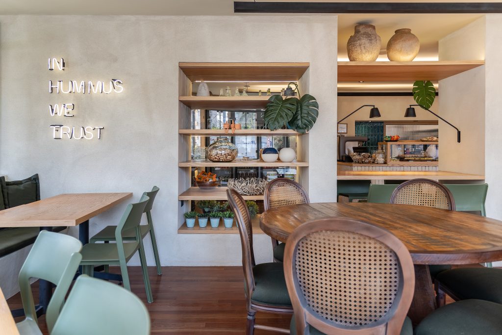 Ambiente interno do Mezmiz, restaurante especializado em gastronomia sustentável | Foto: Divulgação Mezmiz