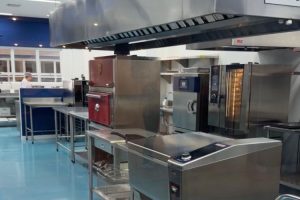 Restaurante do Futuro leva automação e IA para a gestão de bares e restaurantes 